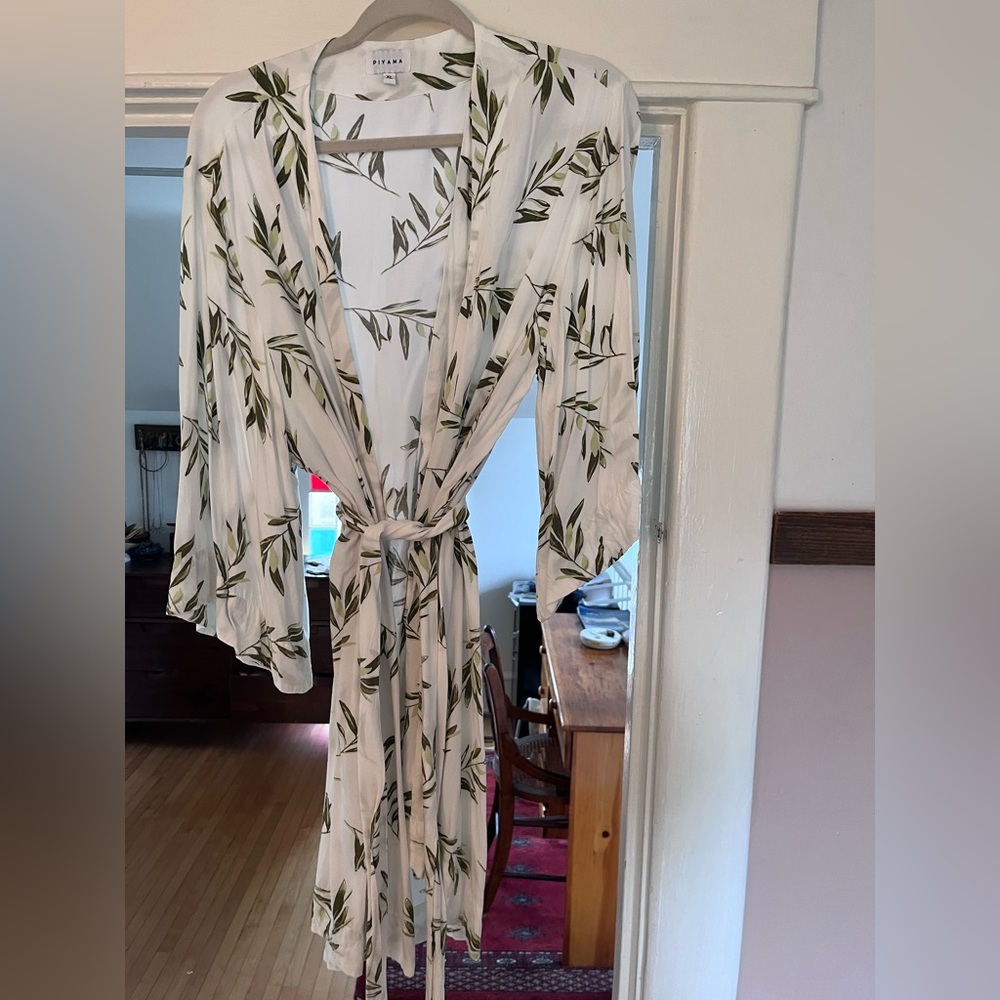 PIYAMA robe